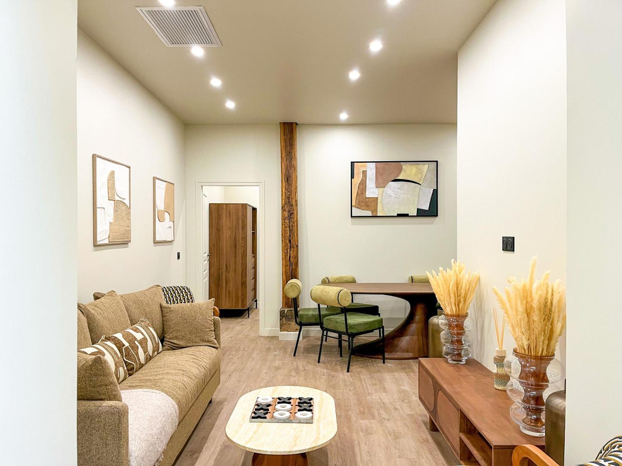 Appartamento Urban Flat 199 - Parisian 5 Bedroom Flat